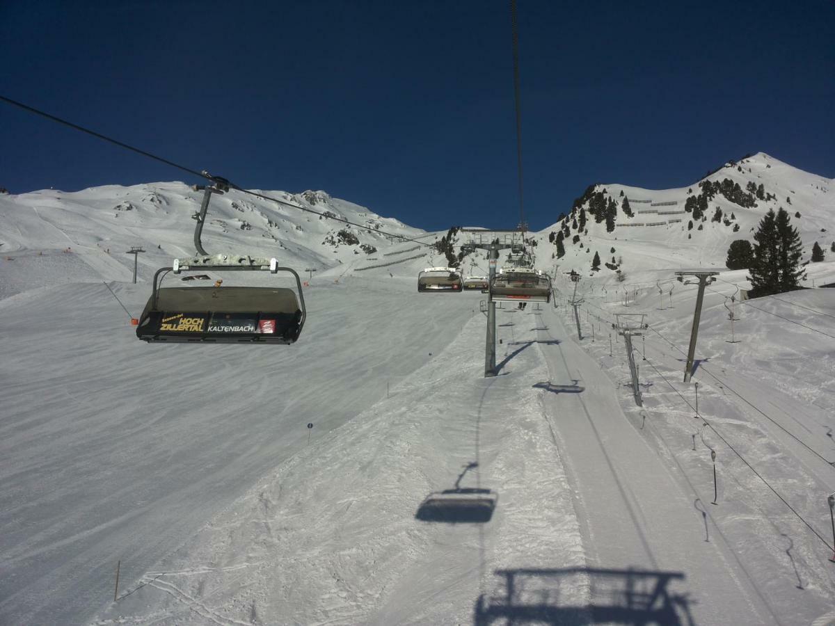 Studio Hochzillertal Mit Sauna & E-Ladestation Ried im Zillertal Exterior foto